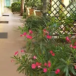 Hotel Casa Popi 3* Мальчезине