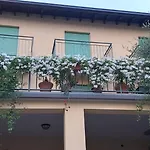 Отель Hotel Casa Popi Мальчезине