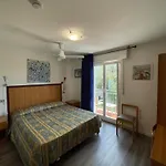Hotel Casa Popi 3* Мальчезине