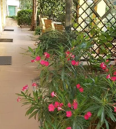 Hotel Casa Popi 3* Malcesine
