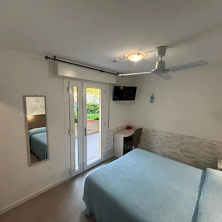 فندق Casa Popi 3*