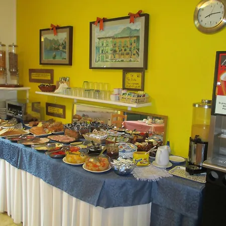 Hotel Casa Popi 3* Malcesine